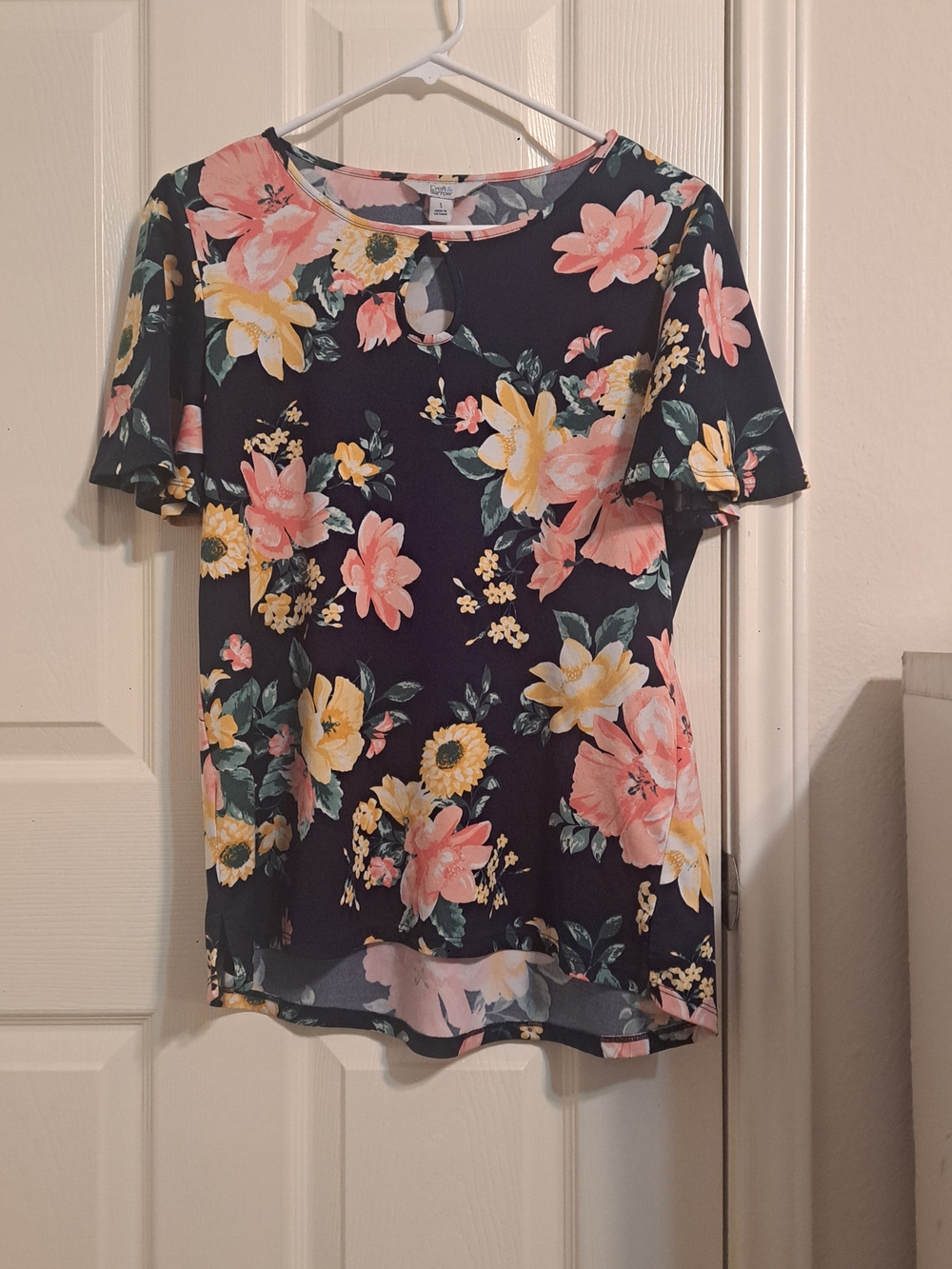 croft & barrow Navy Floral Short Sleeve Top